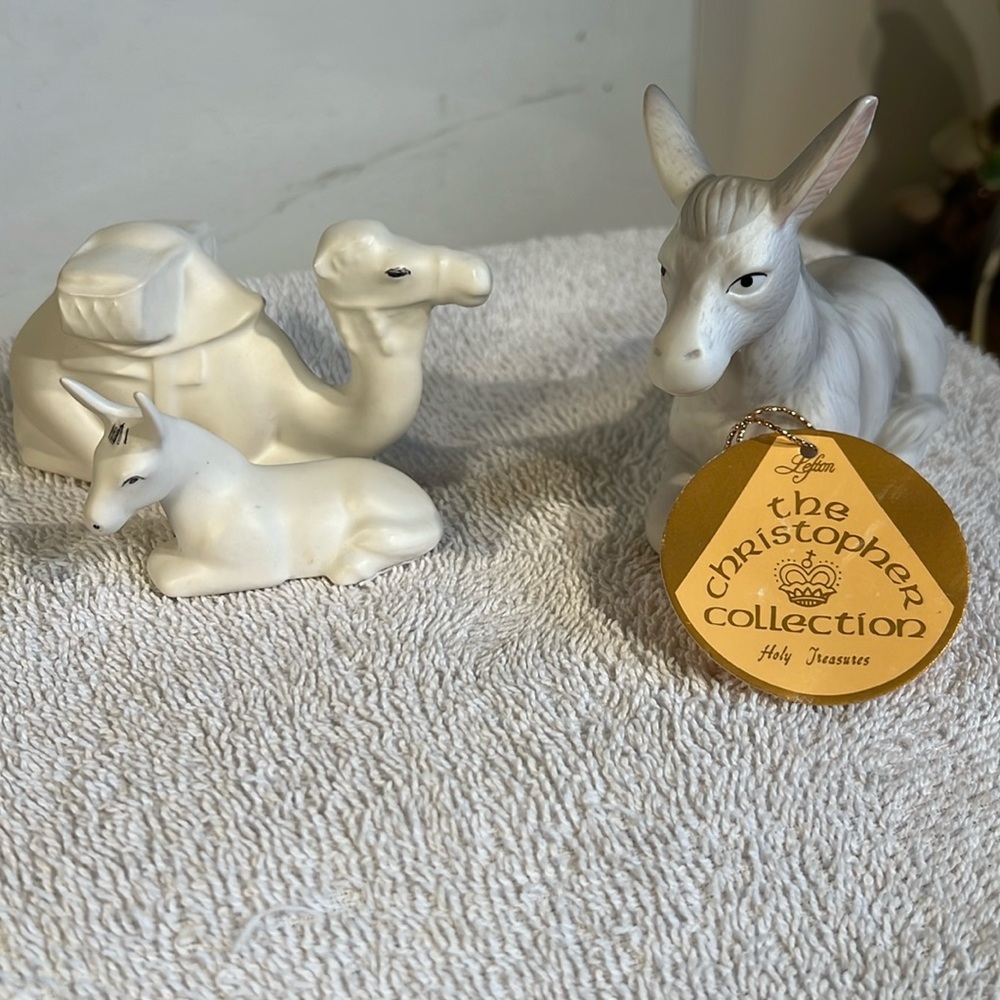 VTG  Lefton 04505 The Christopher Collection Donkey Replacement Nativity * READ*